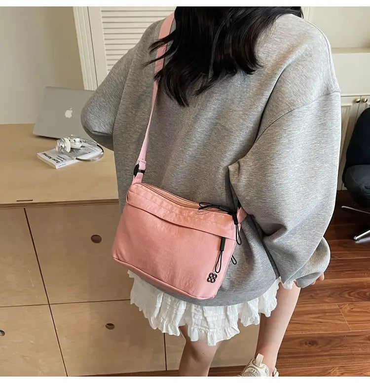 Sac à corps croisé en toile de voyage avec poche de téléphone pour les femmes en plusieurs couleurs