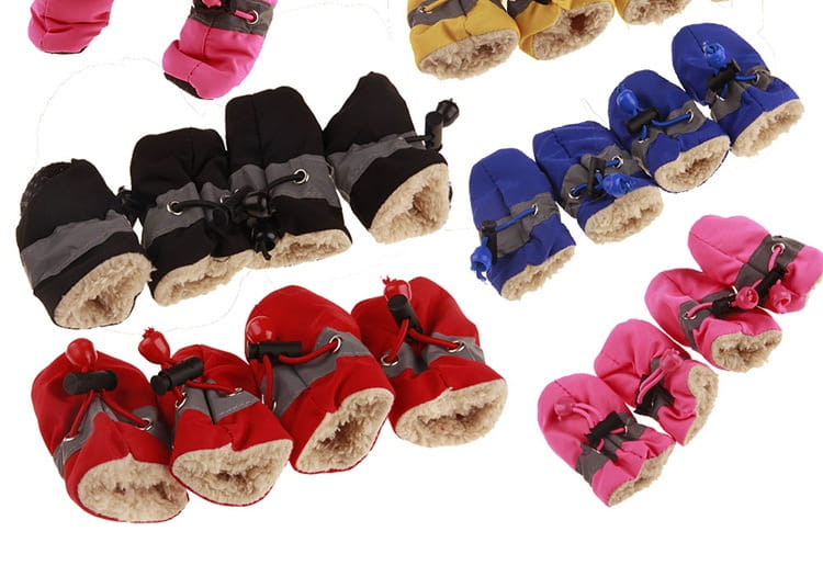 Fliisi vooderdatud sügis ja talvitüüp kapuuts mitmes värvitoonis