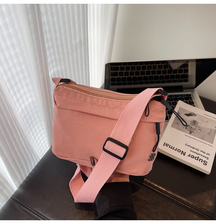 Sac à corps croisé en toile de voyage avec poche de téléphone pour les femmes en plusieurs couleurs