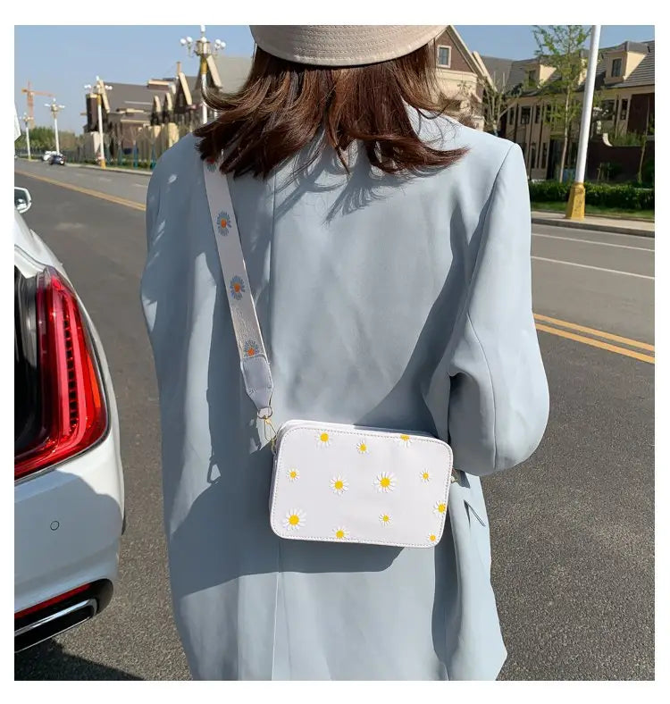 Crossbody PU -Leder -Umhängetasche für Frauen mit verstellbarem Riemen mehrfarbig