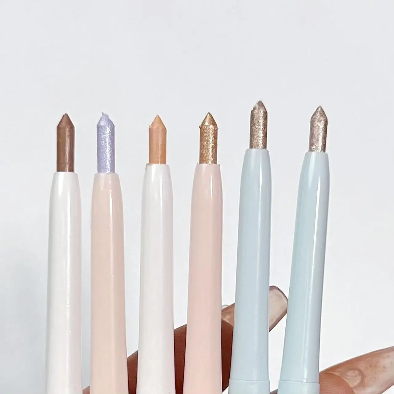 Variety of Eye Shadow Colors in Beige Pink Gold Purple and More