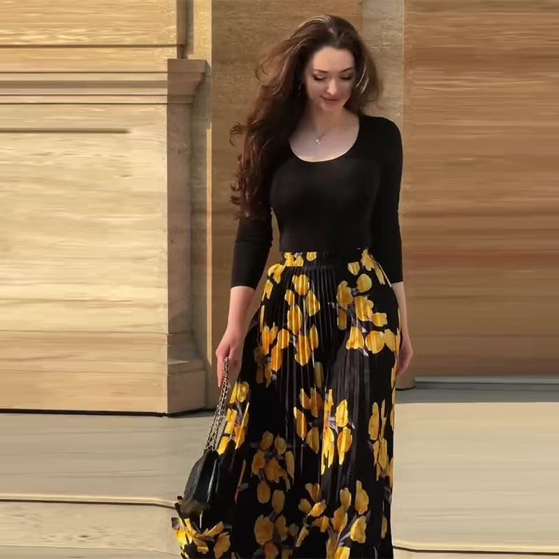 Black Long Sleeve Skirt for Women with Embossed Printing and Comfortable Fit