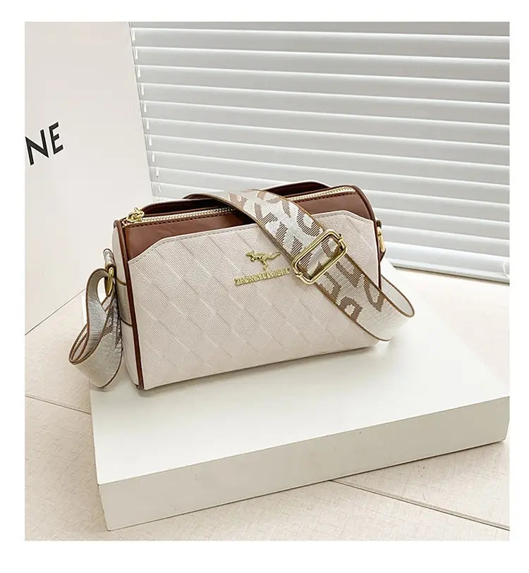 Chessboard Plaid Bag with Wide Shoulder Strap and Multiple Storage Pockets