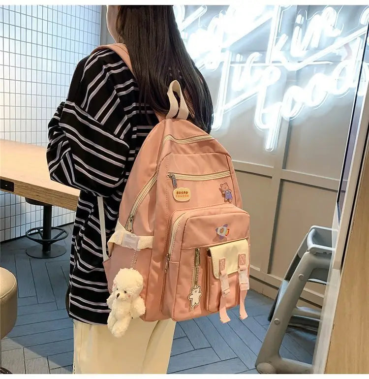 Nylon reppu Bear Pendant -lahja lähettää koululaukku lapsille