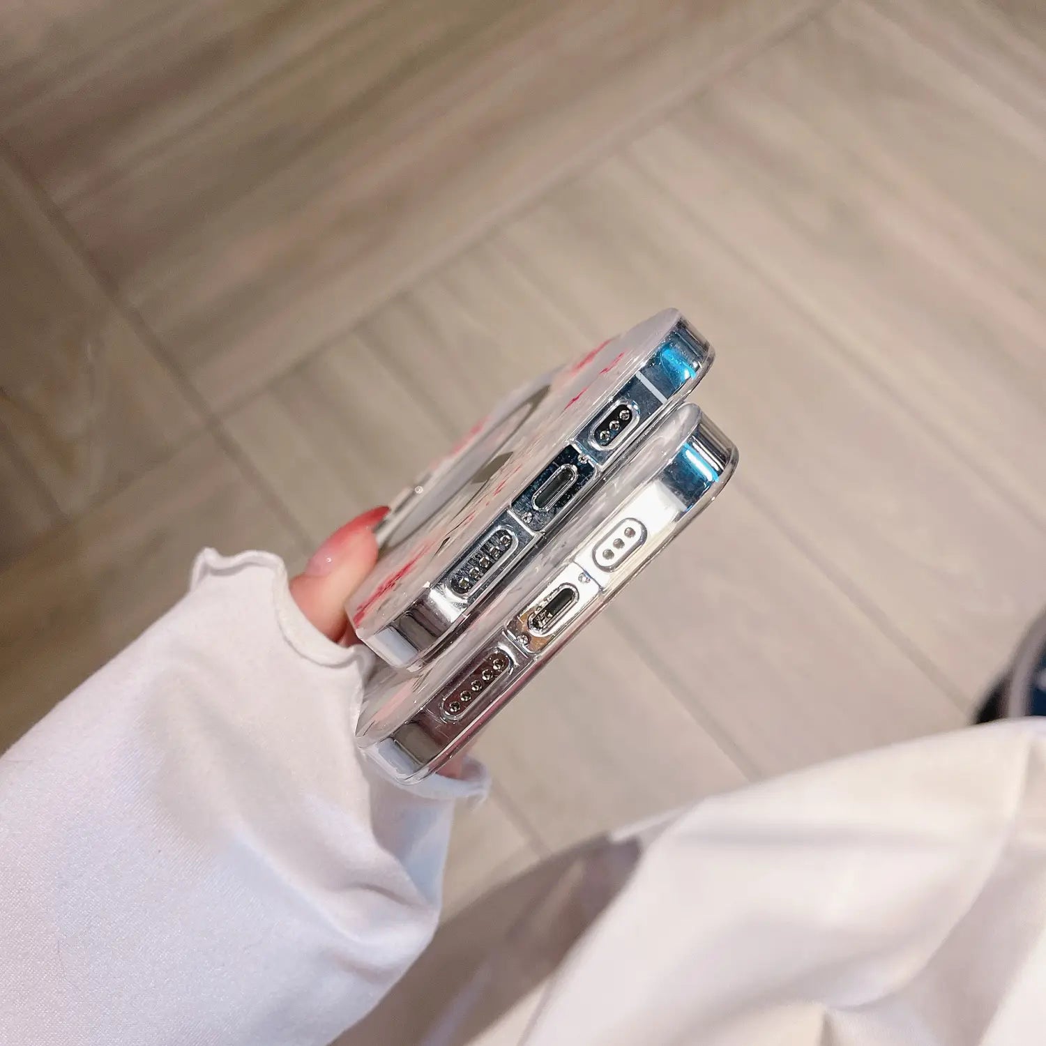 Niet-Apple telefoonhoes voor iPhone 14 Pro- en Max-modellen, met premium afwerking en beschermende contouren