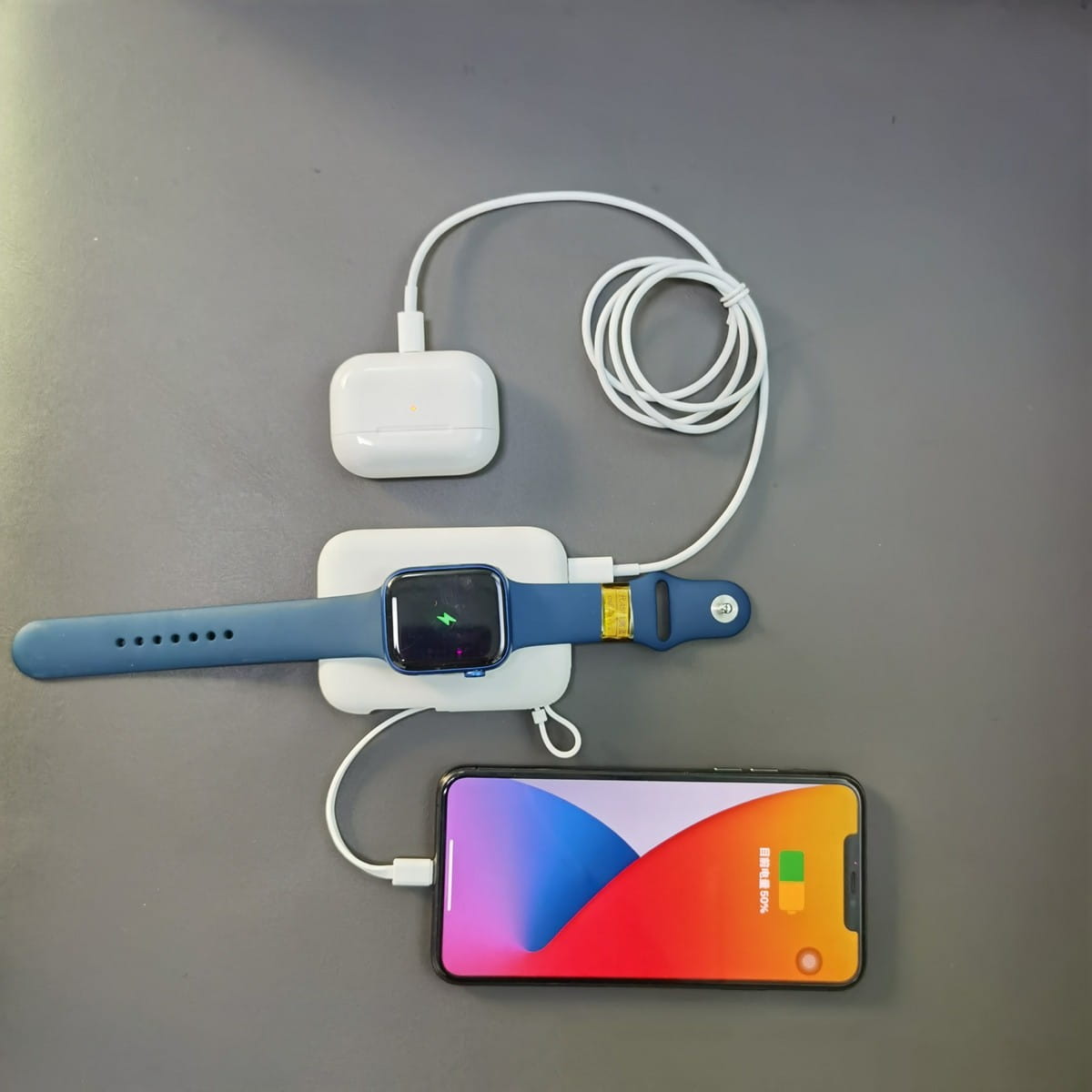 5000mah Portable Three-in-one Power Bank With Cable