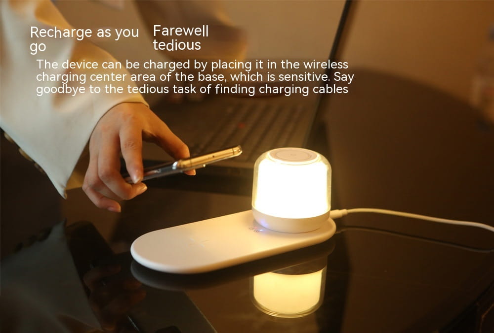 Wireless Charging Night Light with Battery and US Compatibility for CHF Users
