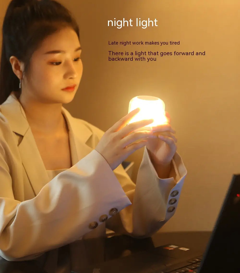 Wireless Charging Night Light with Battery and US Compatibility for CHF Users