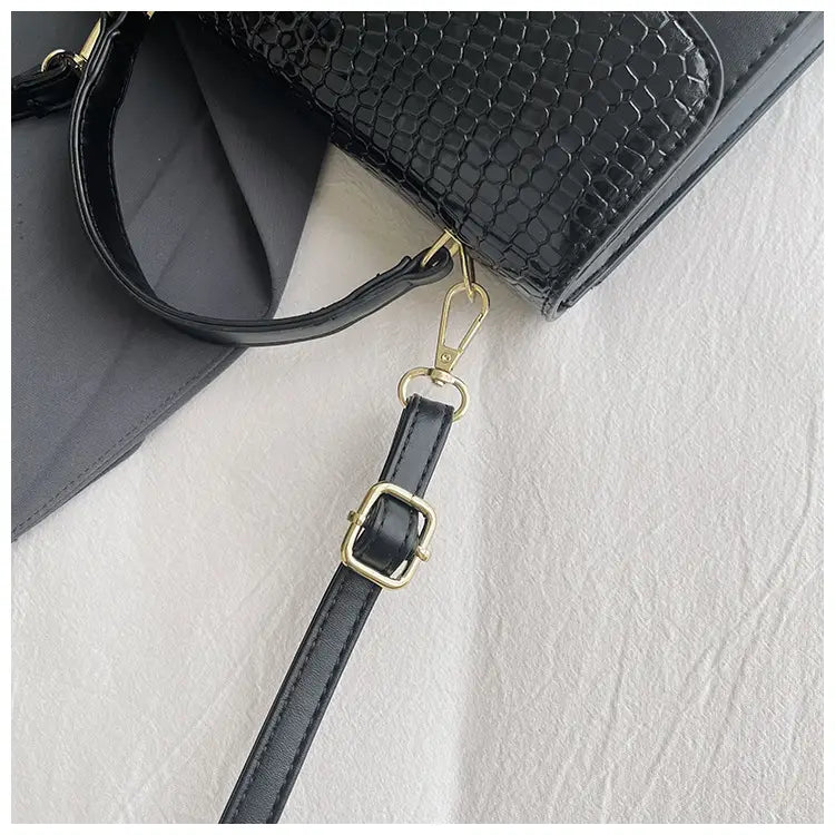 Stitching Square Pouch with Mining Stone Pattern Leather and Internal Pocket