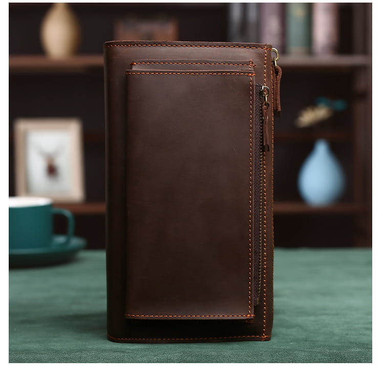 Retro Men’s Leather Clutch with Phone Wallet and Hand Held Design