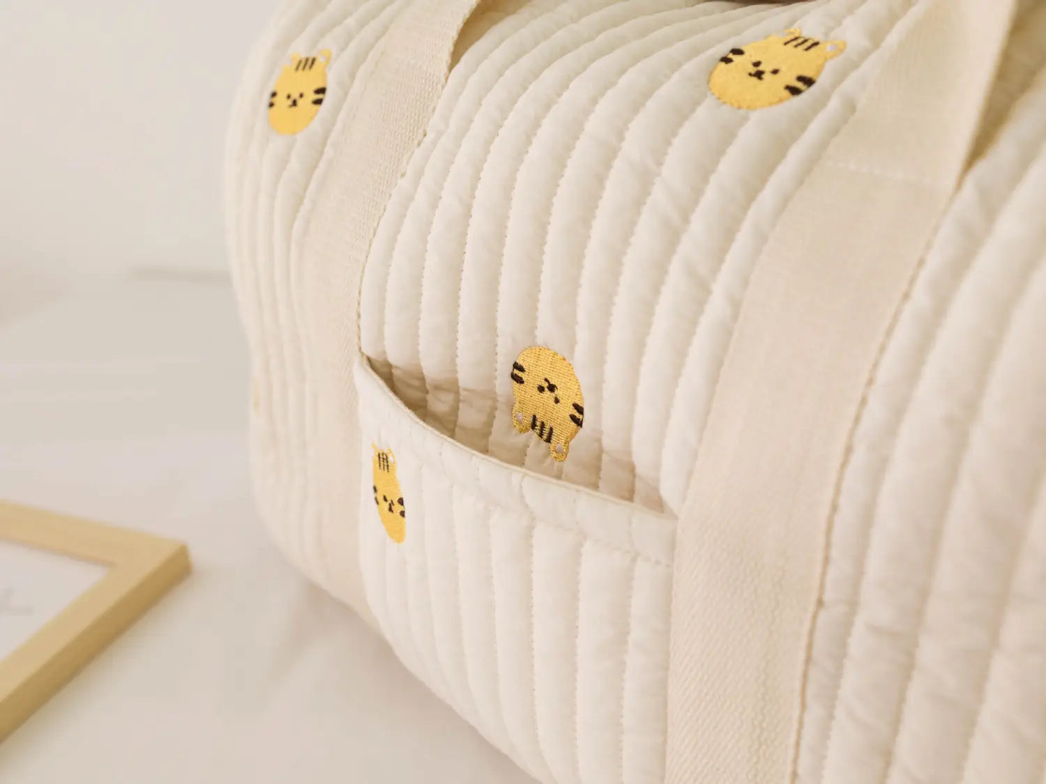 Lightweight Large Capacity Animal and Floral Boston Bags for Travel