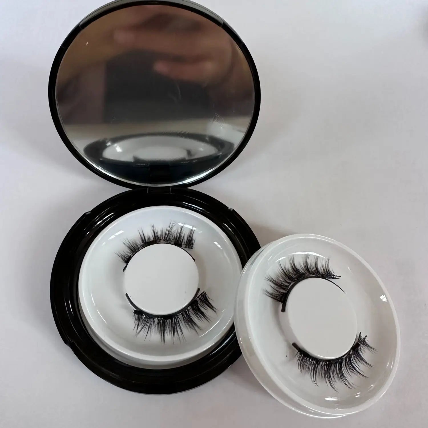 Little Devil Mink-Shaped White Clip Magnet for False Eyelashes Set