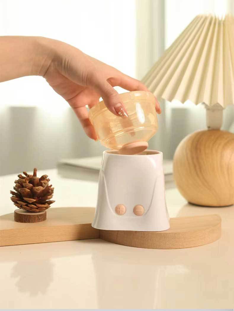 60 Power USB Lithium Battery Milk Warmer with Type-C Charger for United States