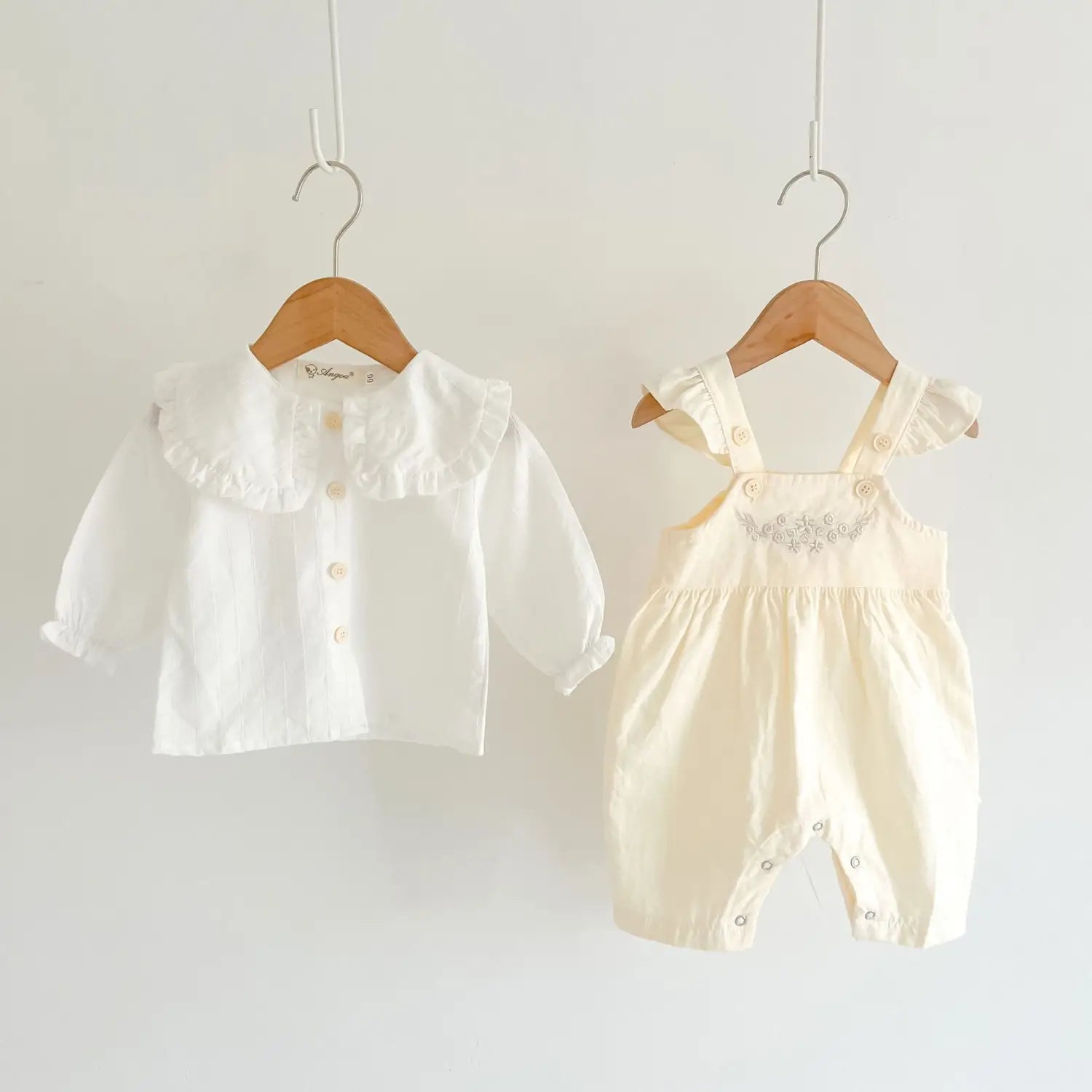 Baby Girl’s Loose Adjustable Suspender Romper