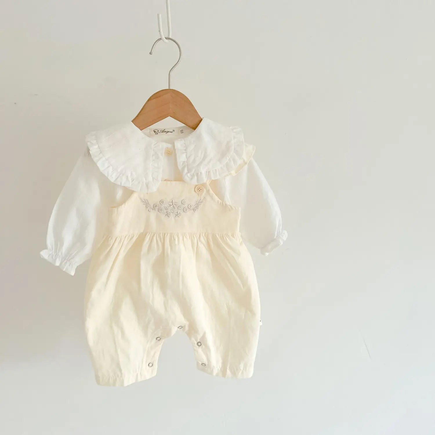 Baby Girl’s Loose Adjustable Suspender Romper