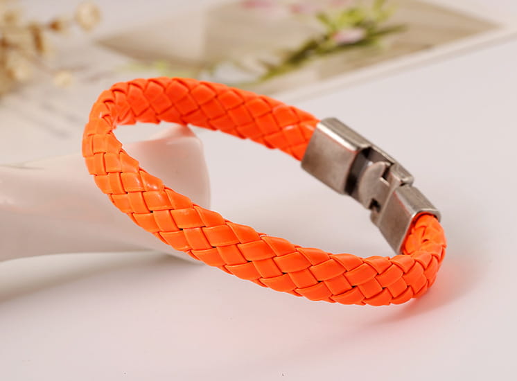 Simple Woven Leather Fashion Bracelet