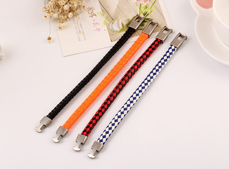 Simple Woven Leather Fashion Bracelet