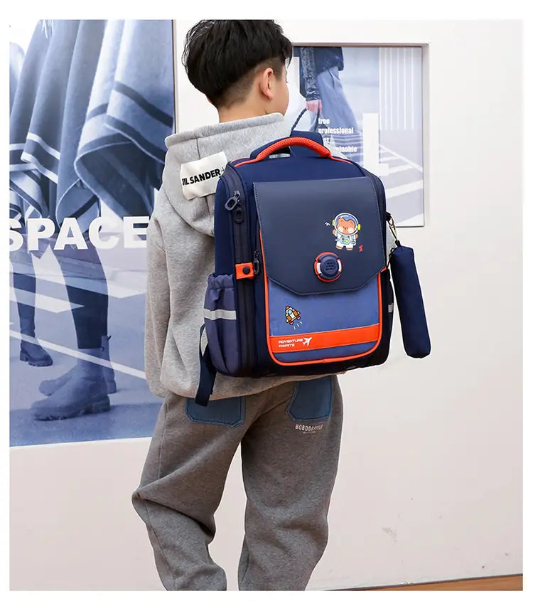 One Piece Dropshipping Primary School Student Schoolbag Boys And Girls Burden Reduction Spine Protection