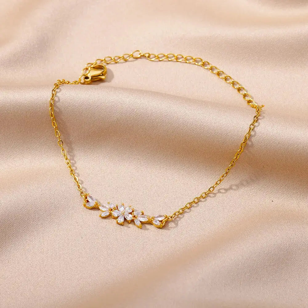 Simple Graceful Inlaid Zircon Flower Leaf Bracelet