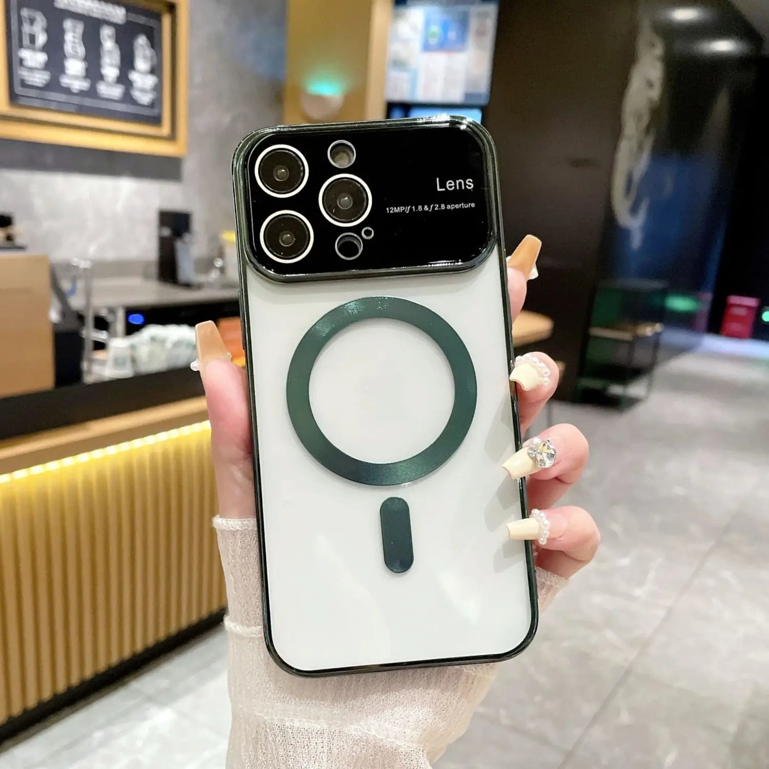 Shockproof TPU Case for Max iPhone13 Pro with Magnetic Attraction