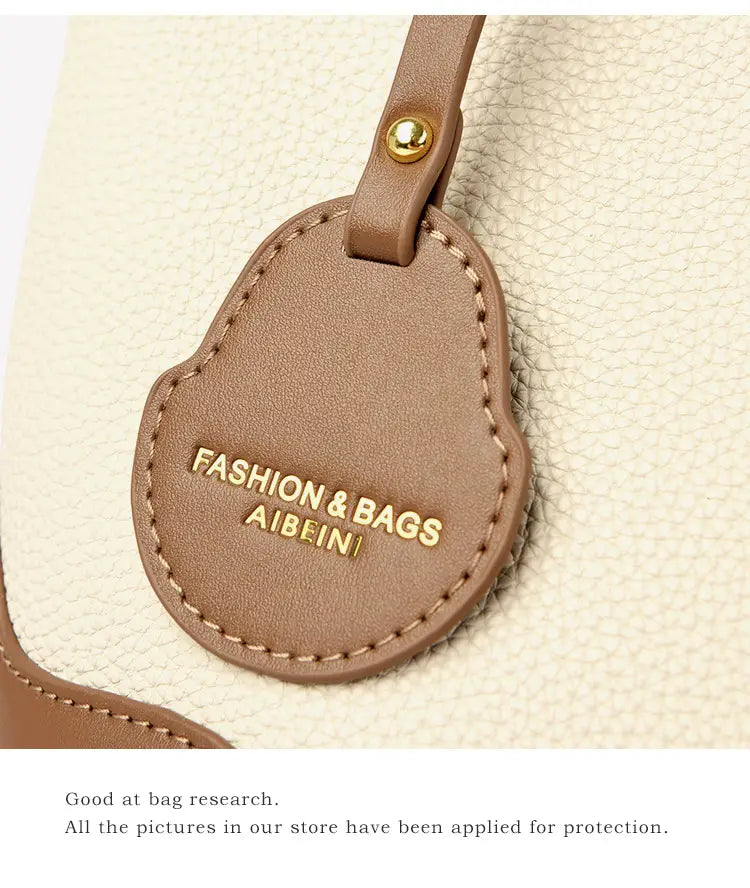 Versatile Retro Minimalist Crossbody Bag in Polyester with Sandwiched Pocket