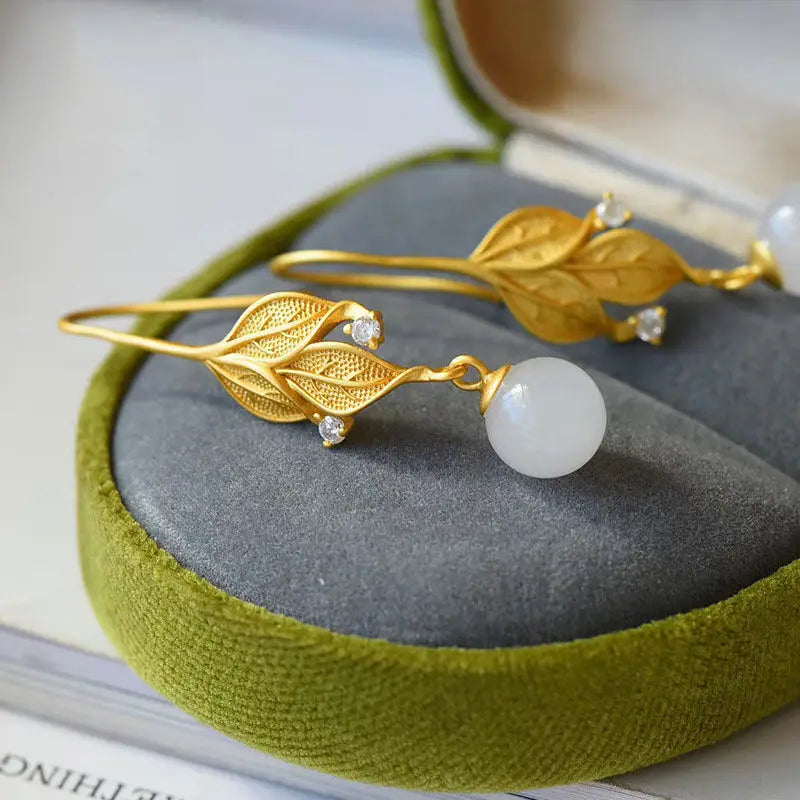 Elegant And Chic Inlaid Hetian Jade Women’s Stud Earrings