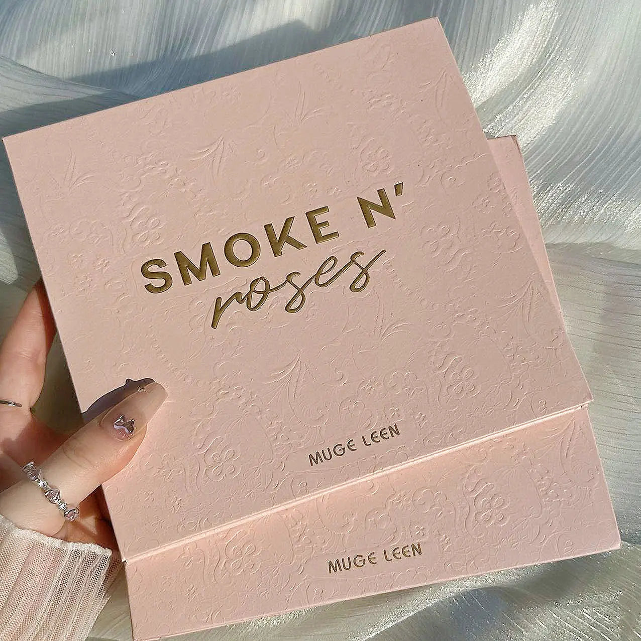 Champagne Rose Brown Eye Shadow Plate with 30 Colors for Neutral Looks