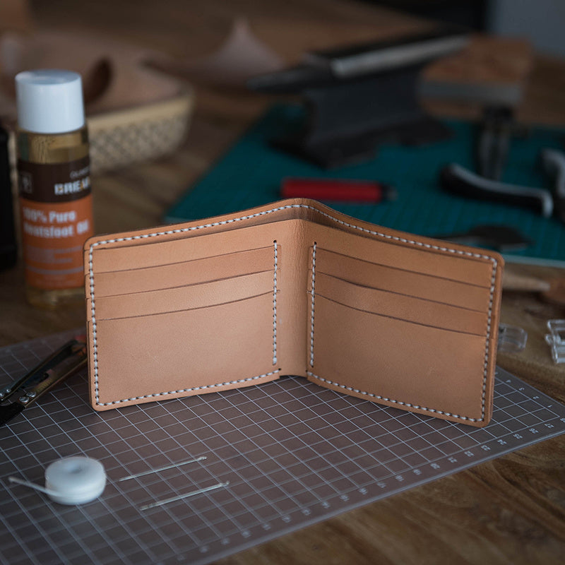 Vintage DIY Waxed Leather Horizontal Wallet - Snack on Style with the Vintage DIY Leather Wallet