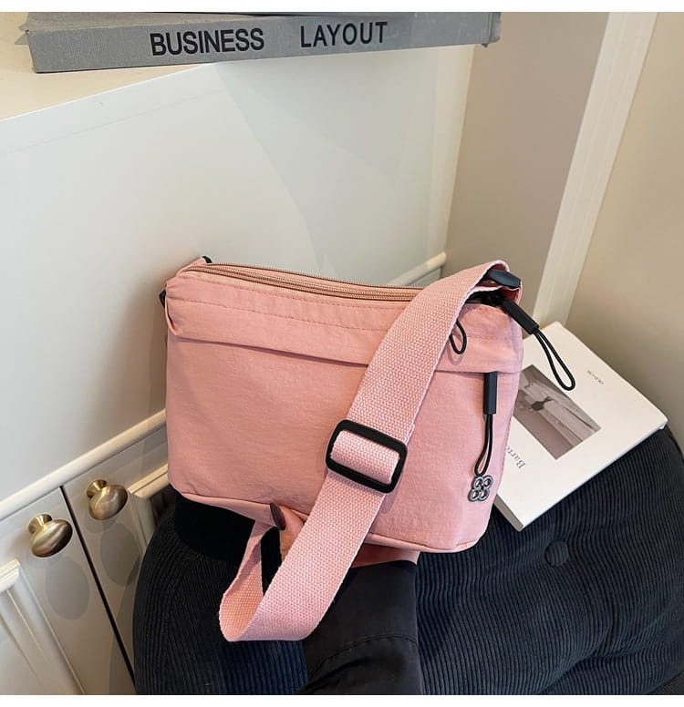 Sac à corps croisé en toile de voyage avec poche de téléphone pour les femmes en plusieurs couleurs