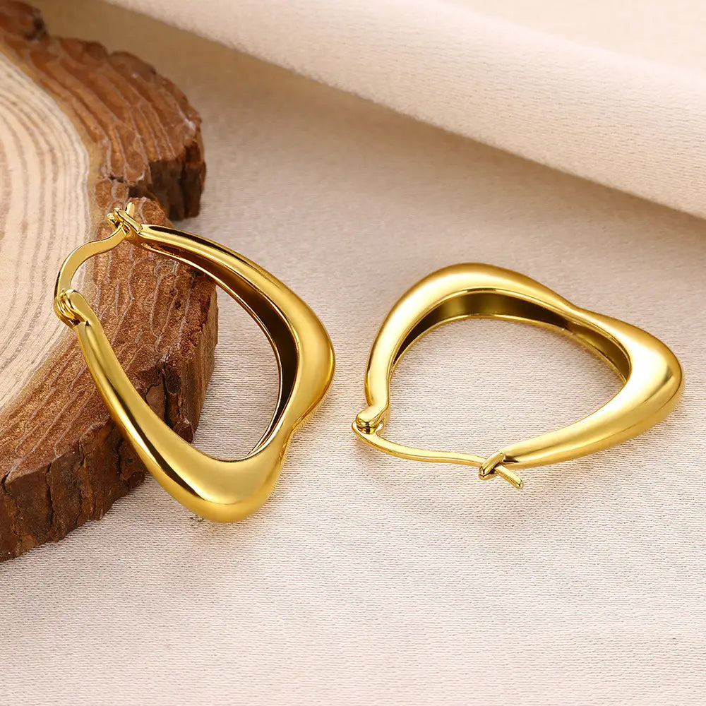 European And American Simple High Luxury 18K Gold Linear Ear Ring