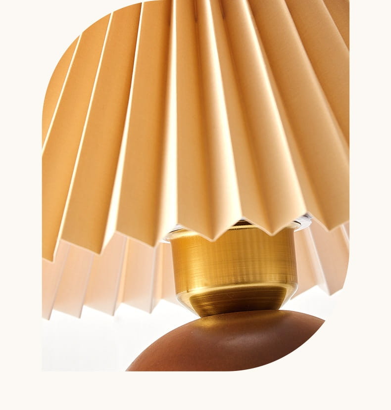 Walnut Color Changing Tricolor Bulb for Bedroom Bedside Lamp and Cozy Atmosphere Table