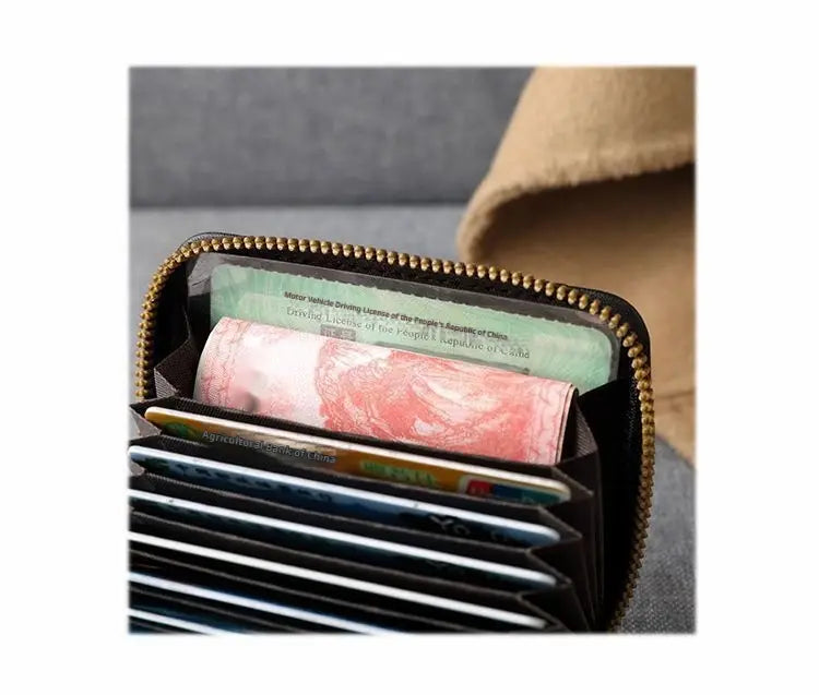 Lining PU Card Holder with Multiple Positions for Daily