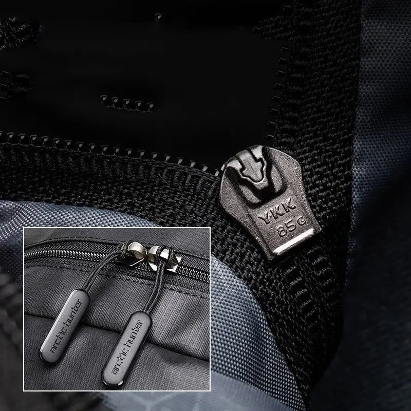 Plaid Travel Backpack 18 Inch Polyester 20-35L Curved Strap for School or Hiking