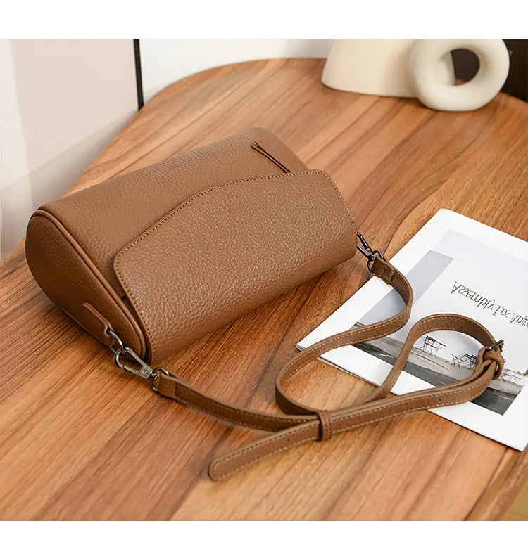 Homme authentique ordinateur portable en cuir sac à dos noir noir brun vache de vache de voyage urbain sac