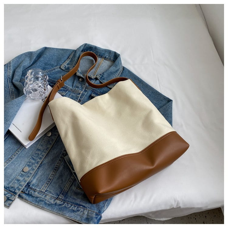 Sac fourre-tout sur toile avec poches à fermeture éclair