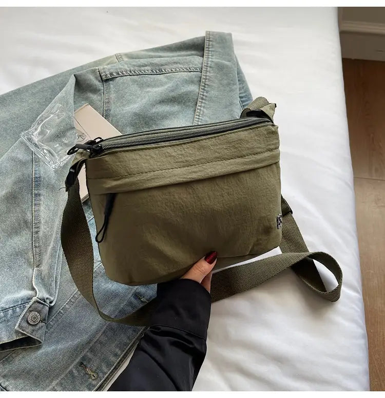 Sac à corps croisé en toile de voyage avec poche de téléphone pour les femmes en plusieurs couleurs