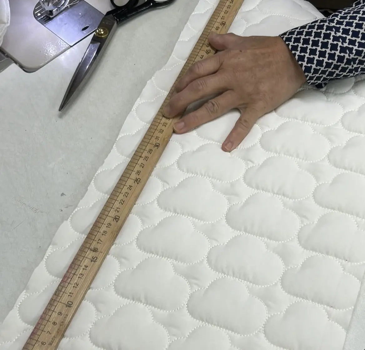 Mânecă de laptop alb și albastru pentru femei pentru calculatoare de 11 până la 15,6 inci