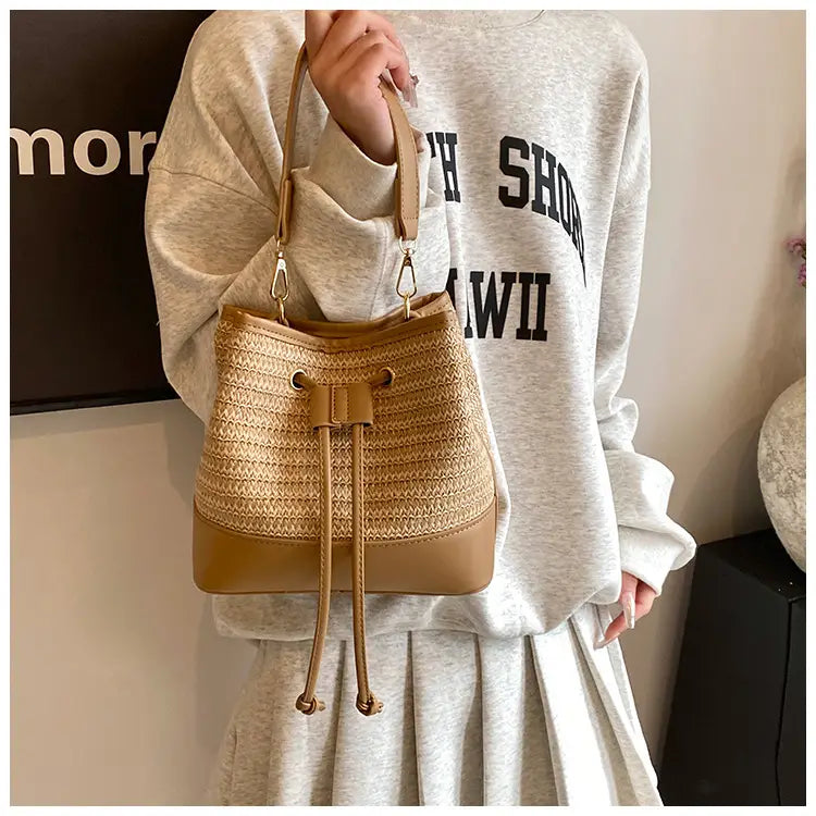 Kudottu ruskea aprikoosi maito tee olkalaukku neliömäinen ristikukkaro hihnalla