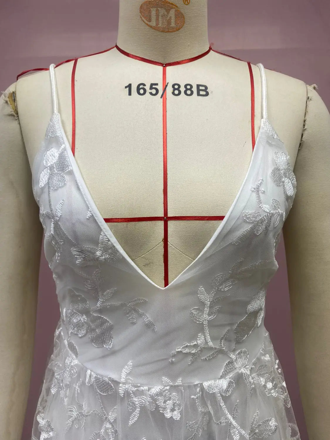 White Princess Skirt Dress Modern Bridal Backless Lace Sleeveless Midi