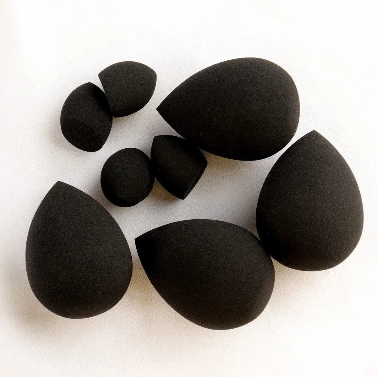 47 Piece Makeup Brush Set with Cosmetic Bag Non-Latex Blenders and Tools