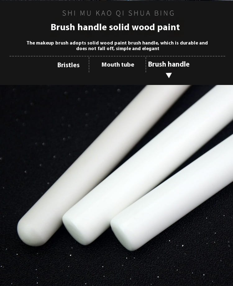 M270 Concealer Brush with Bevel Round Head and Wooden Handle