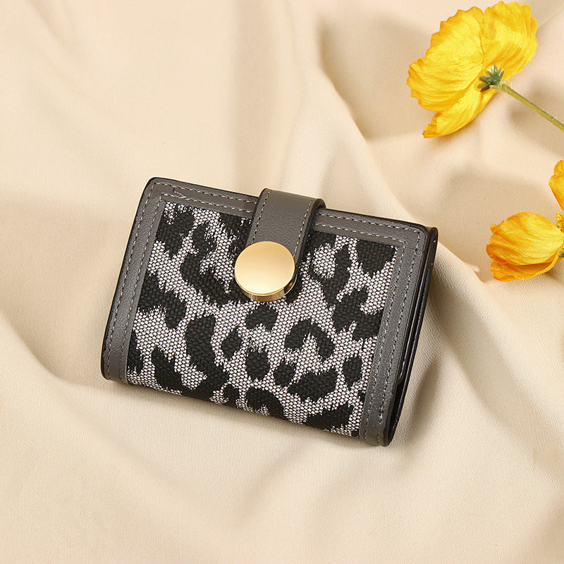 Women’s Trendy Leopard Print Fashion Short Wallet - Wildly Stylish Leopard Print Short Wallet for Women