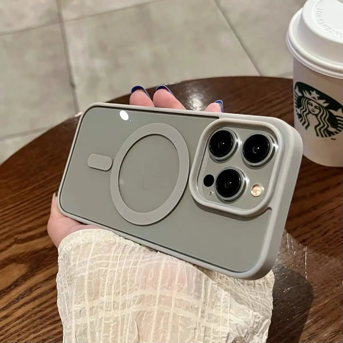 Acrylic Magnetic Silicone Phone Case in Multiple Colors with Shockproof and Anti-Fall Features