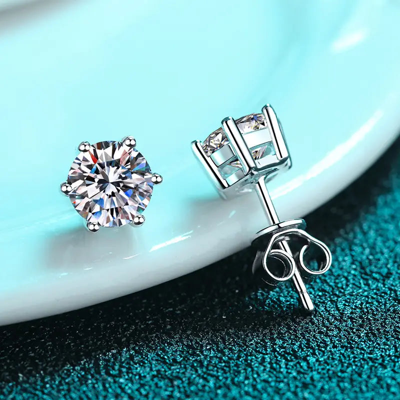 925 Sterling Silver Stud Earrings With Six Claws