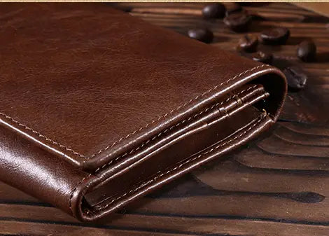 Unisex Leather Wallet in Brown with Zipper Buckle for the United States