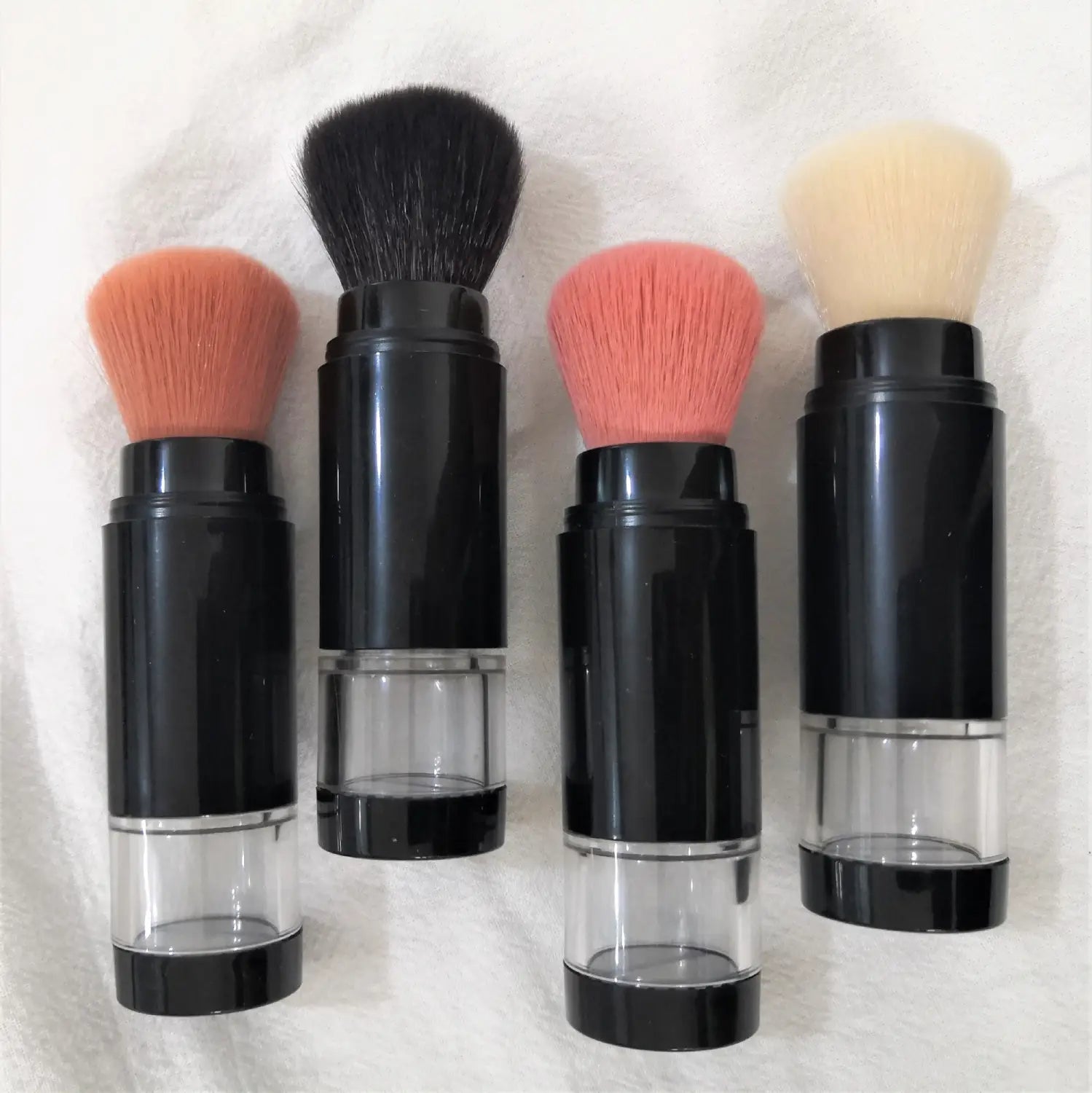 Multifunctional Makeup Brush with Fine Light Peak Wool for Precise Application