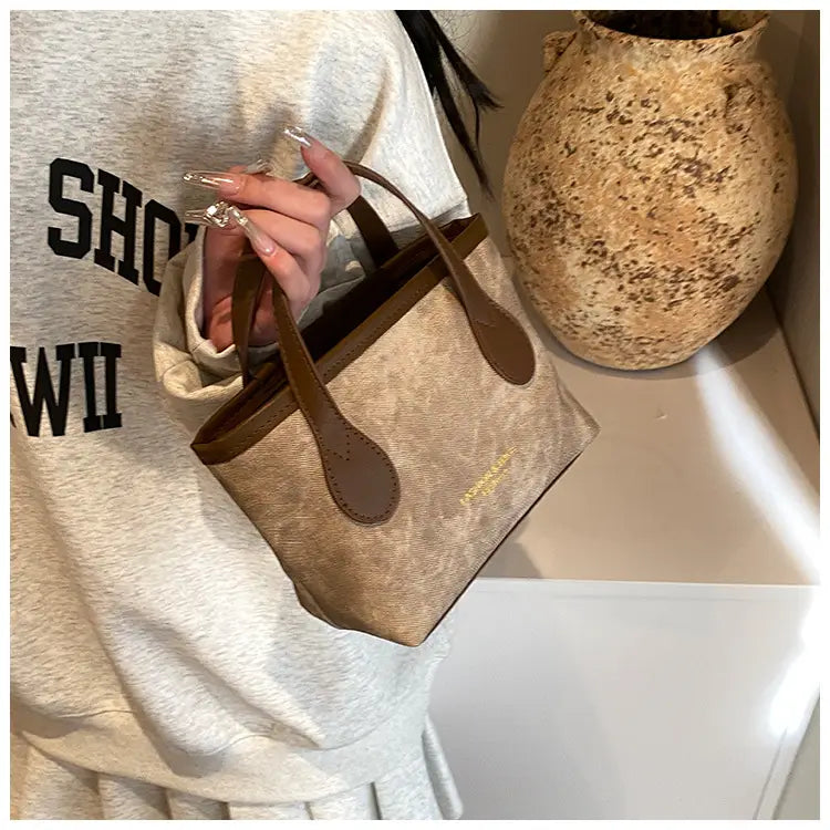 Medium PU axelväska för kvinnor svartbrun med intern mobiltelefonficka