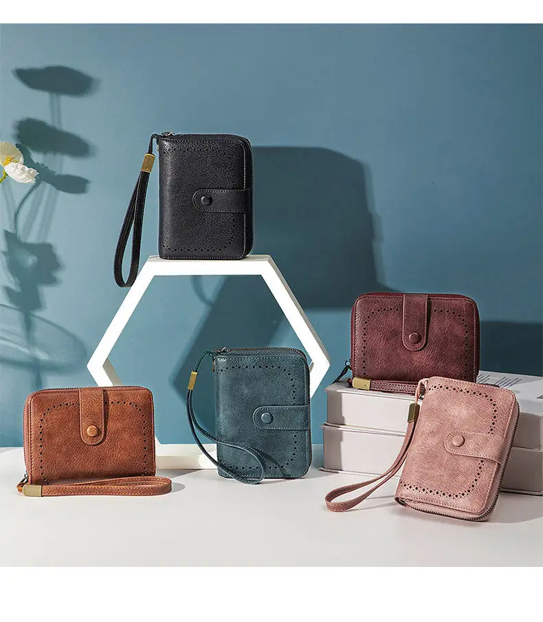 Mála stórála priontála liopard le sliotán cárta frith-ghoid agus patrúin éagsúla ainmhithe