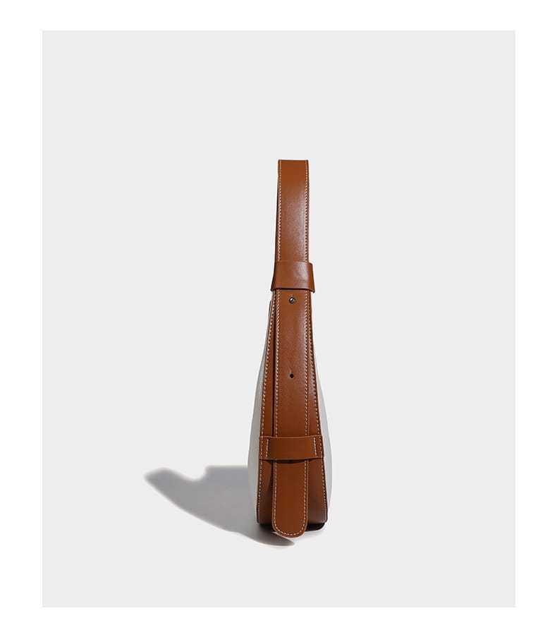 Bolso cruzado en forma de corazón Bolso suave PU de cuero con cremallera para mujeres