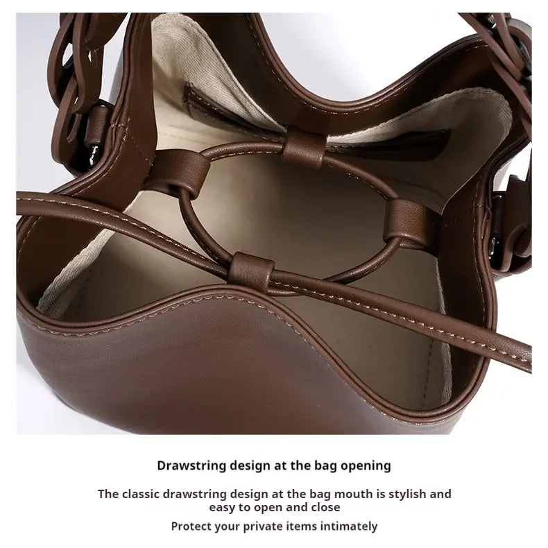 Cowhide Cross Body Bucket Bag med bomullsforfôr og åpen lomme medium størrelse